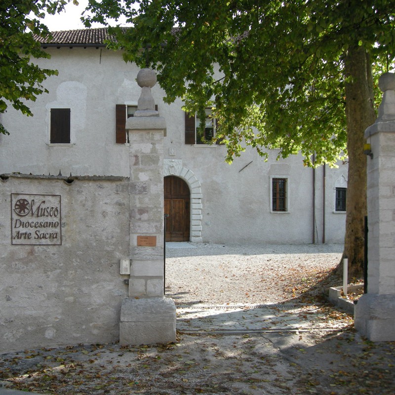 palazzo dei vescovi museo diocesano di feltre e belluno eventi veneto eventi a feltre cosa fare in veneto cosa fare a feltre cosa fare a belluno notizie veneto news belluno magazine feltre cosa vedere a feltre cosa vedere a belluno tintoretto sebastiano ricci mimmo paladino