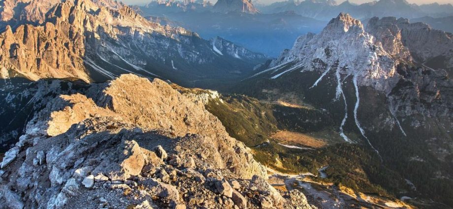 arte e musica tra pelmo e civetta 2018 cosa fare in veneto magazine notizie veneto pelmo monte civetta montagna estate in veneto belluno cortina monti veneti cosa fare inveneto cosa fare in montagna ilaria rebecchi
